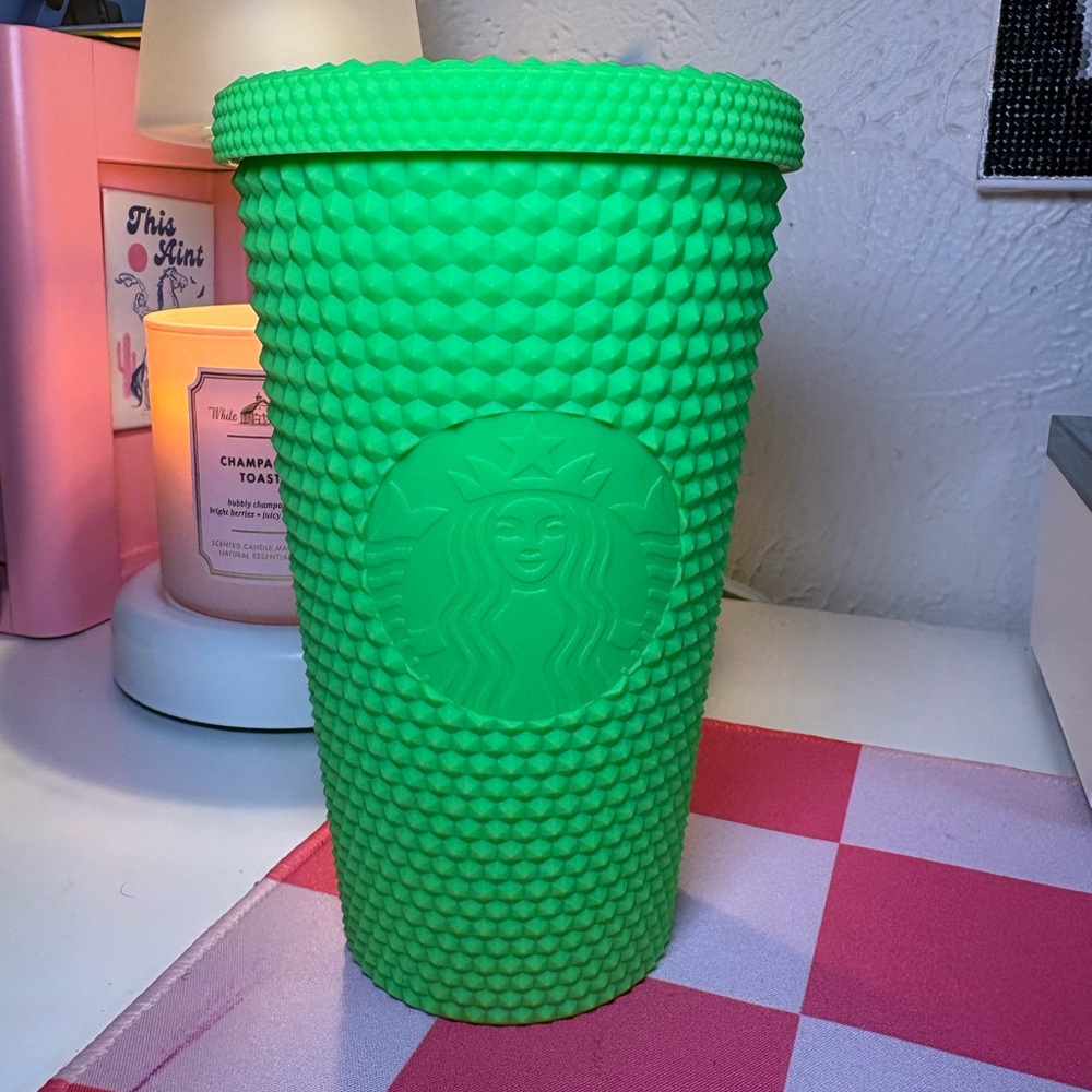 🥝 Starbucks Neon Lime Green Studded Tumbler – Grande (16 oz)
